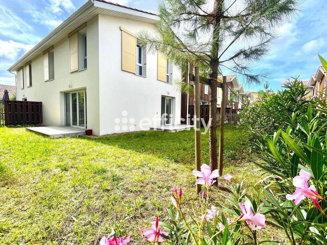 Appartement à LA TESTE-DE-BUCH