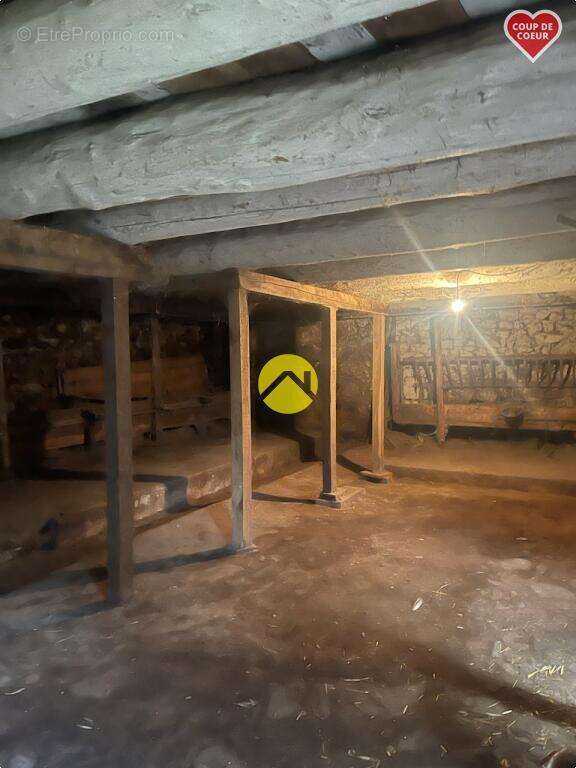 Maison à SAINT-FLOUR