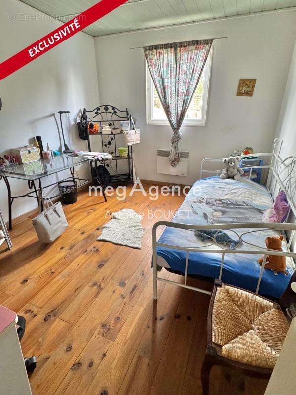 Maison à PAS-EN-ARTOIS