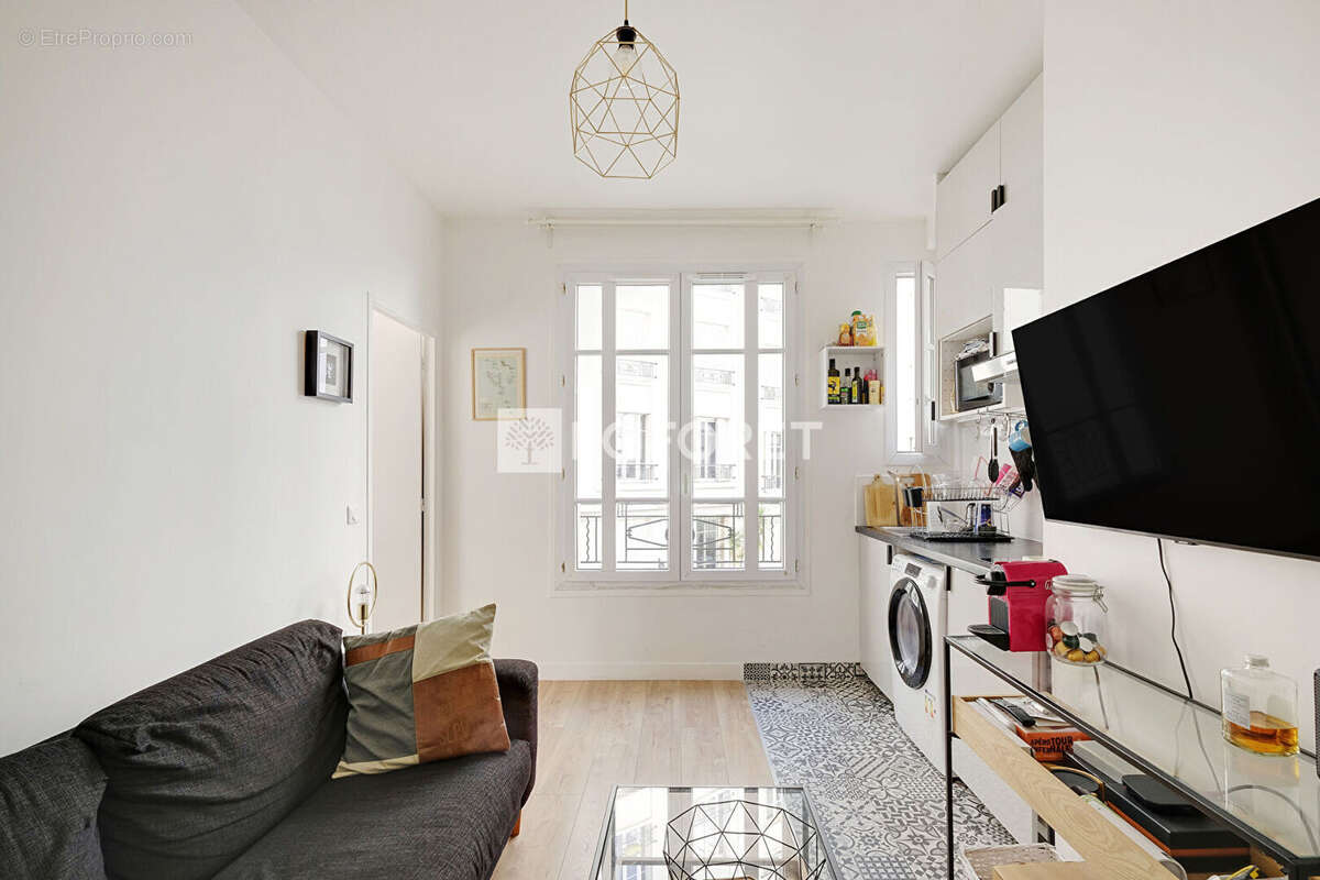 Appartement à PARIS-18E