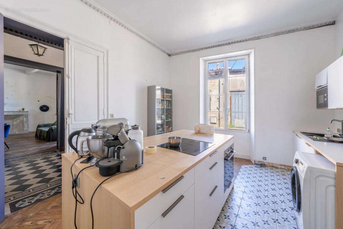 Maison à SAINT-ANDRE-DE-CUBZAC