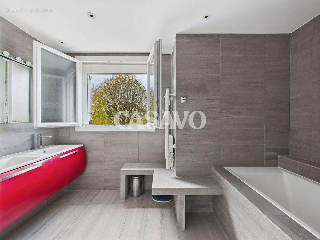 Maison à SAINT-BRICE-SOUS-FORET