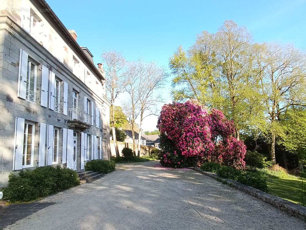 Autre à GUINGAMP