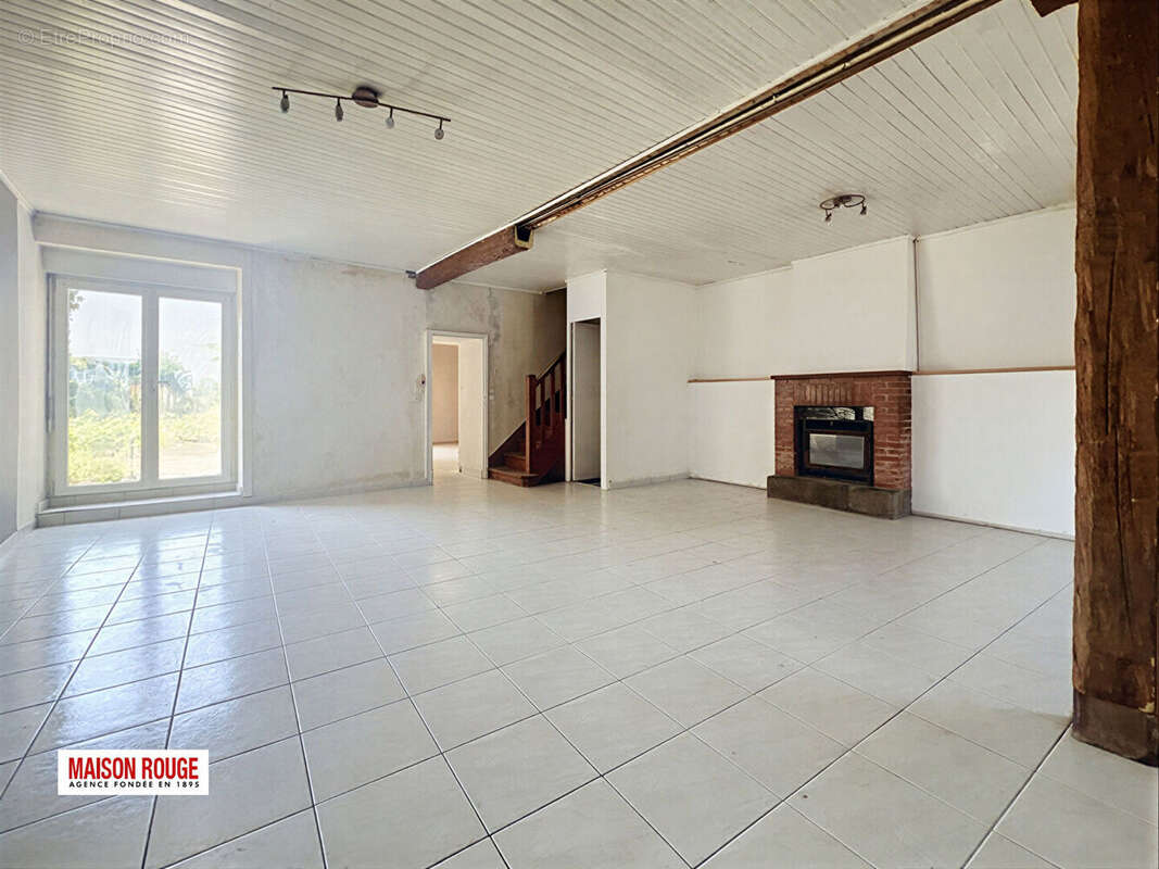 Maison à rénover avec studio indépendant ? Vildé-la-Marine à 100 m de la baie - photo 2