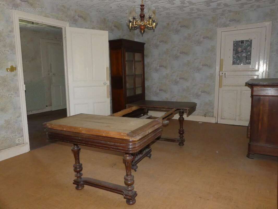 Maison à SAINT-PIERRE-DE-VARENNES