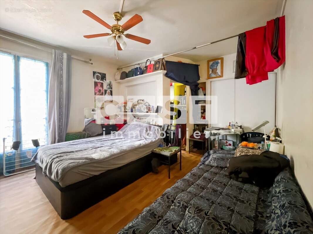 Appartement à CLICHY