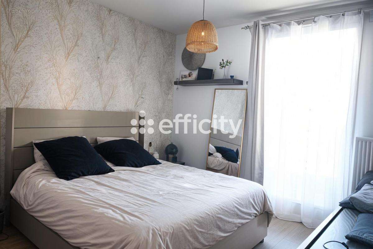 Appartement à IVRY-SUR-SEINE