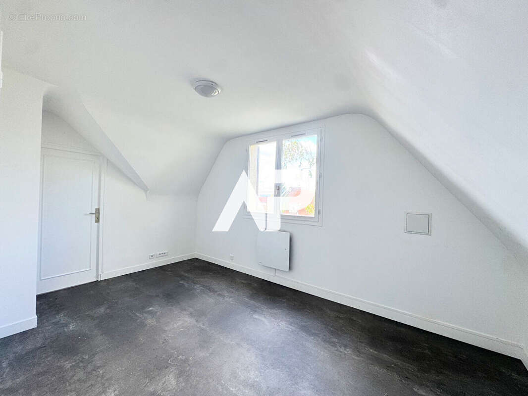 Maison à MONTMORENCY