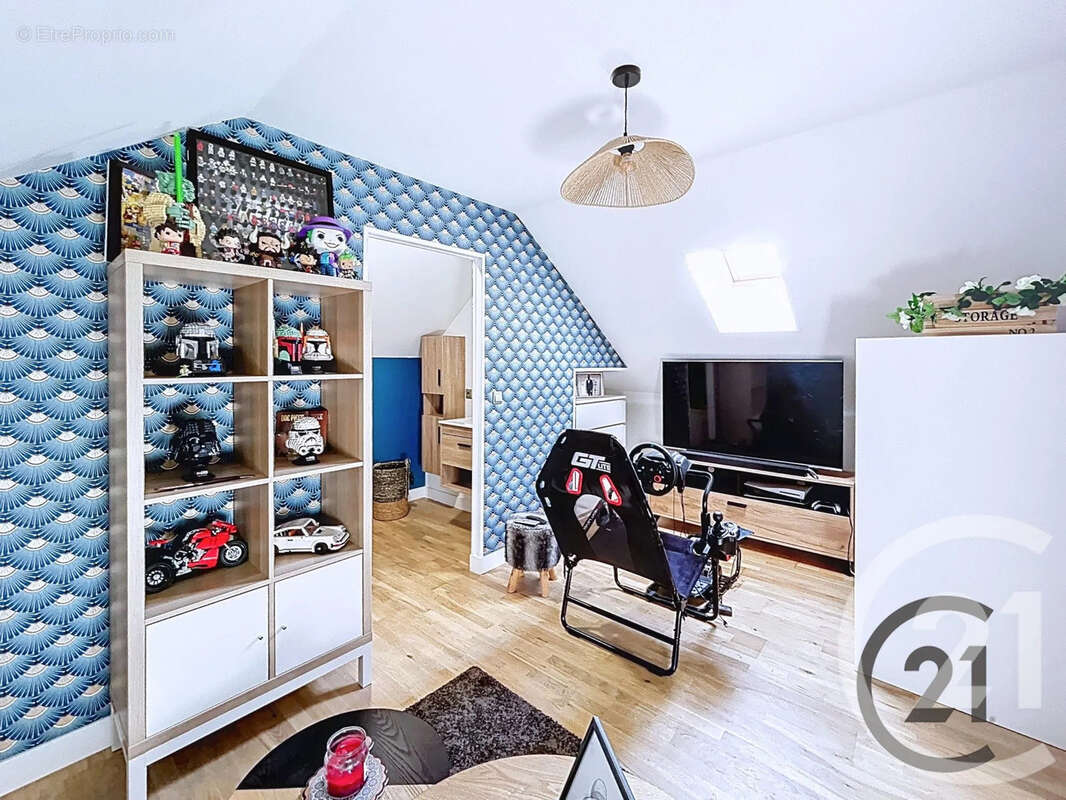 Maison 252 m² à Ruvigny  - photo 12
