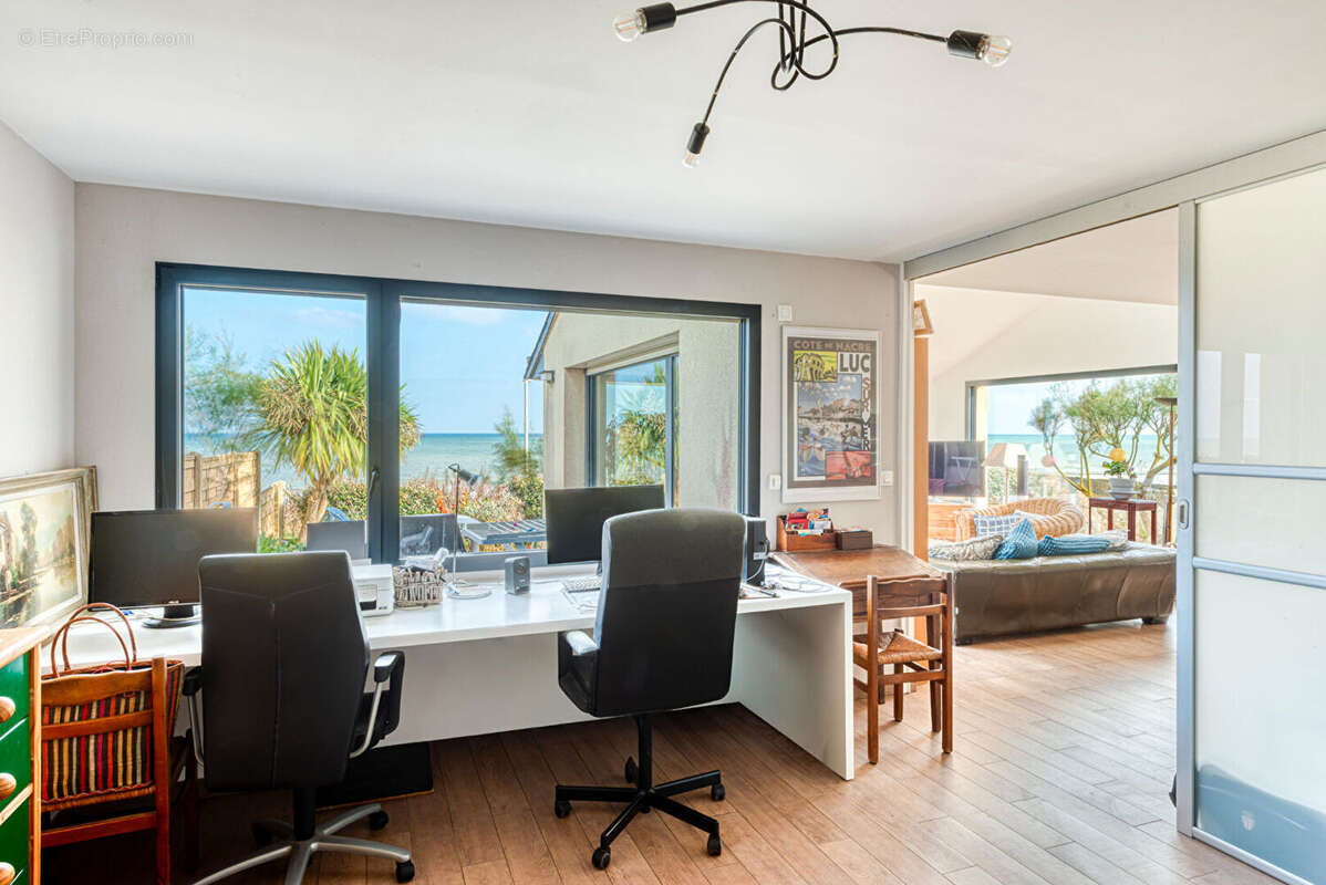 Maison à LUC-SUR-MER