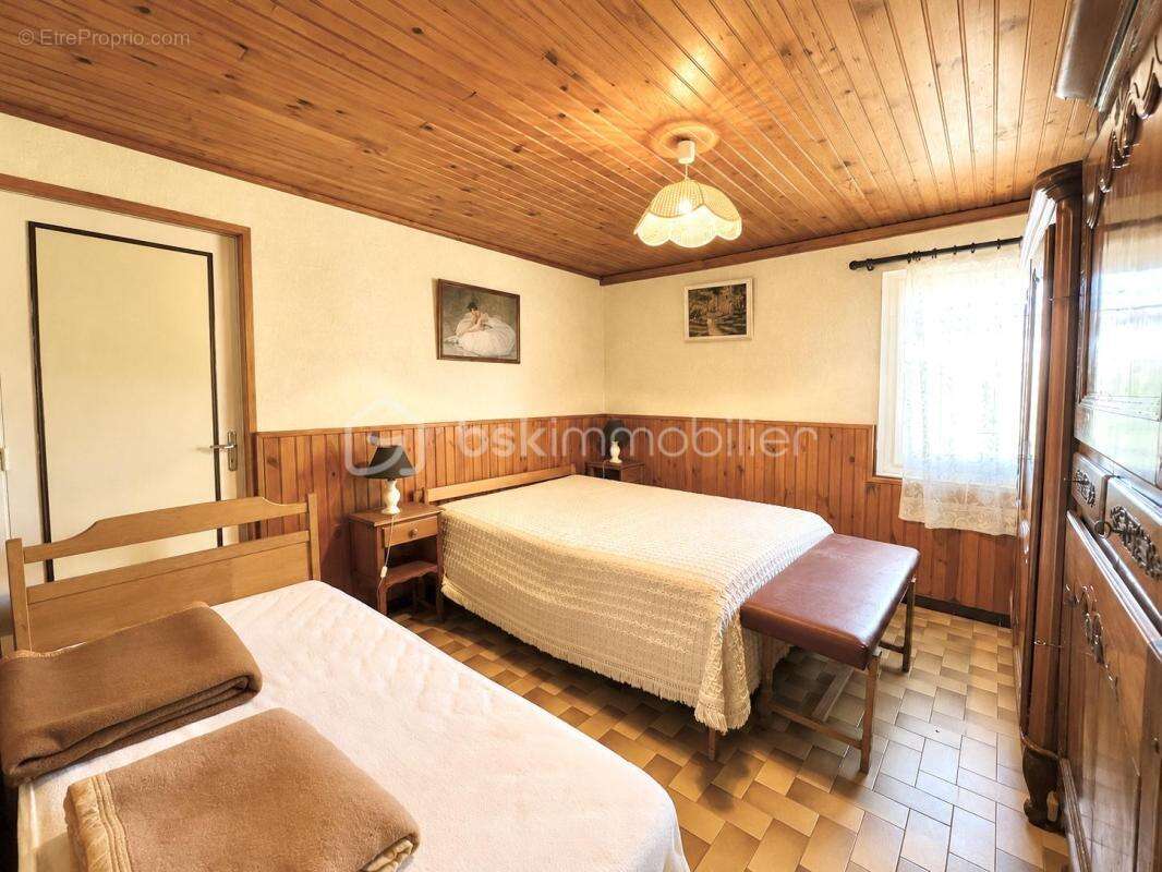 Maison 138 m² – vue mer & mont san peyre – secteur minelle – fort potentiel – garage 29 m² - photo 10