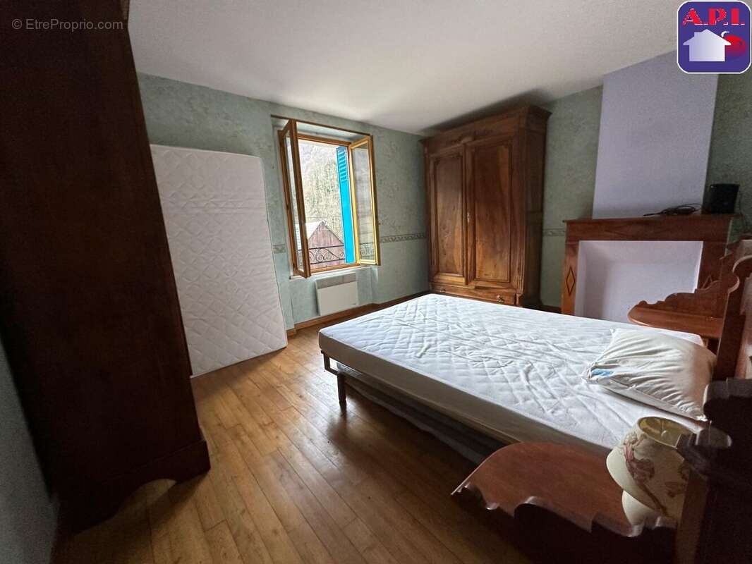 Maison à SAINT-LARY