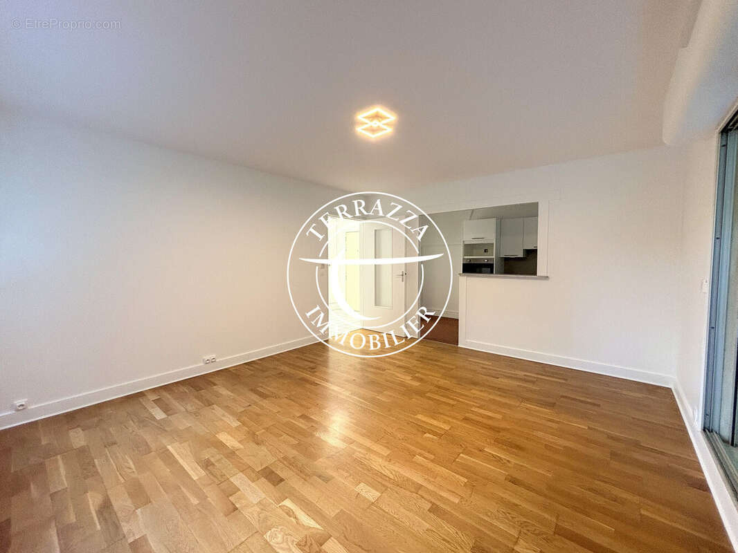 Appartement à BOUGIVAL