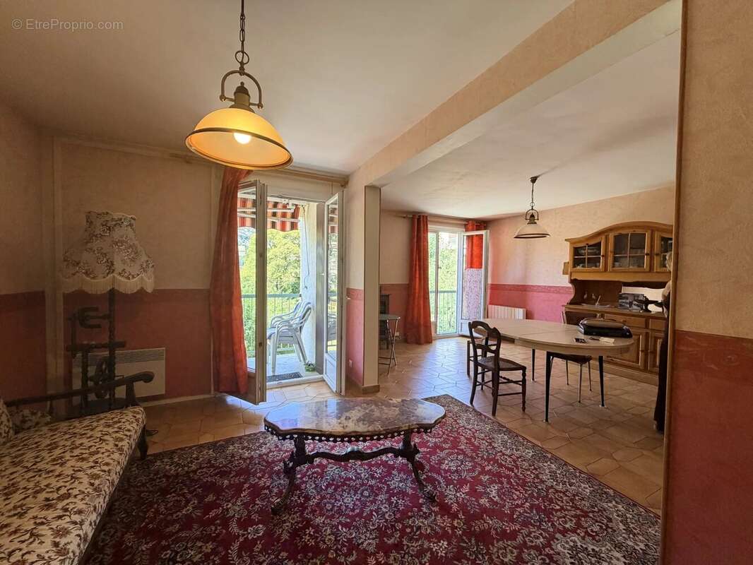 Appartement 4 pièces avec garage et balcons - photo 3