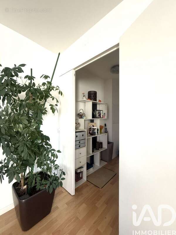 Photo 5 - Appartement à BUSSY-SAINT-GEORGES