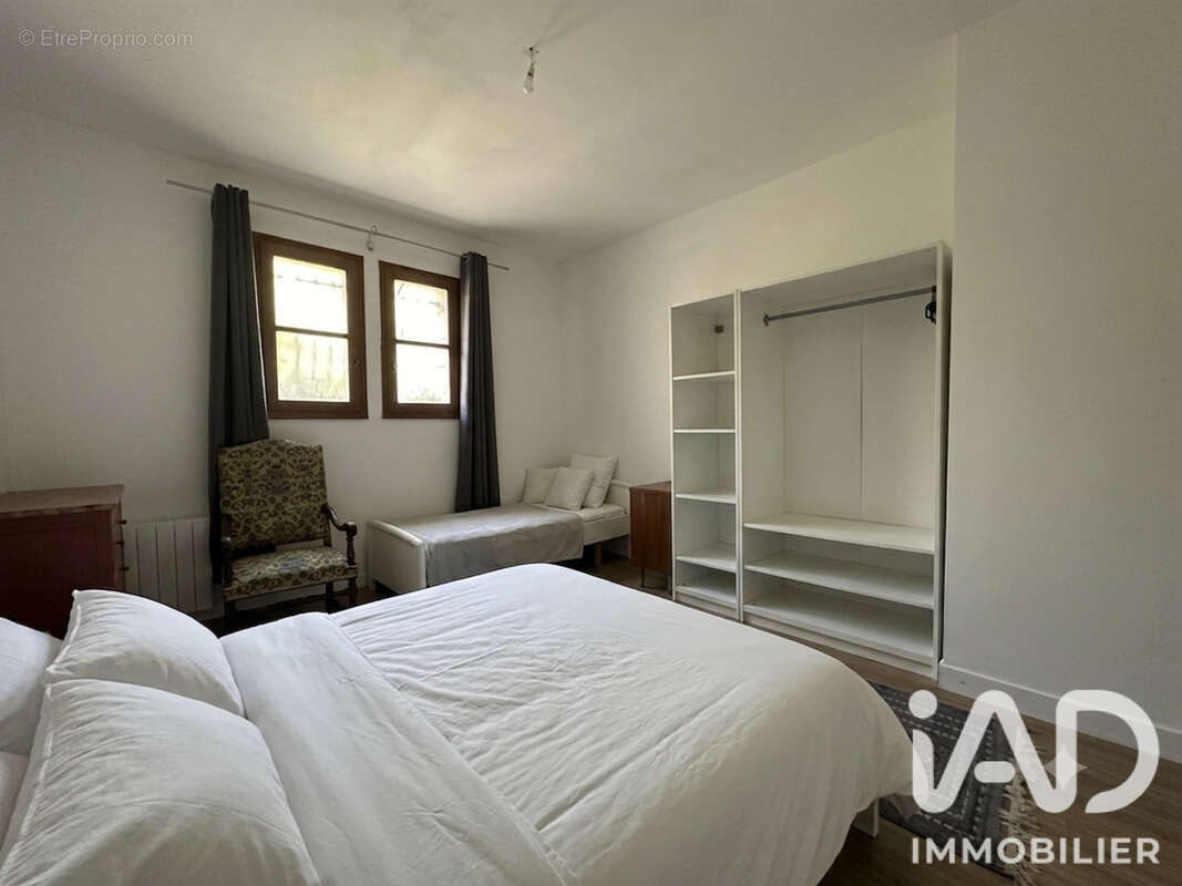 Maison 144 m² à Montpouillan  - photo 8