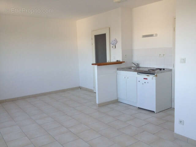 Appartement à MONTREUIL-JUIGNE