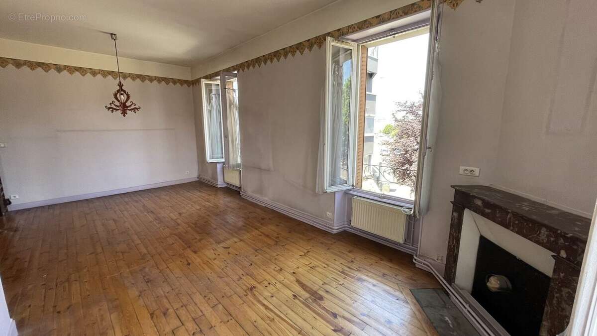 Appartement à CHAMALIERES