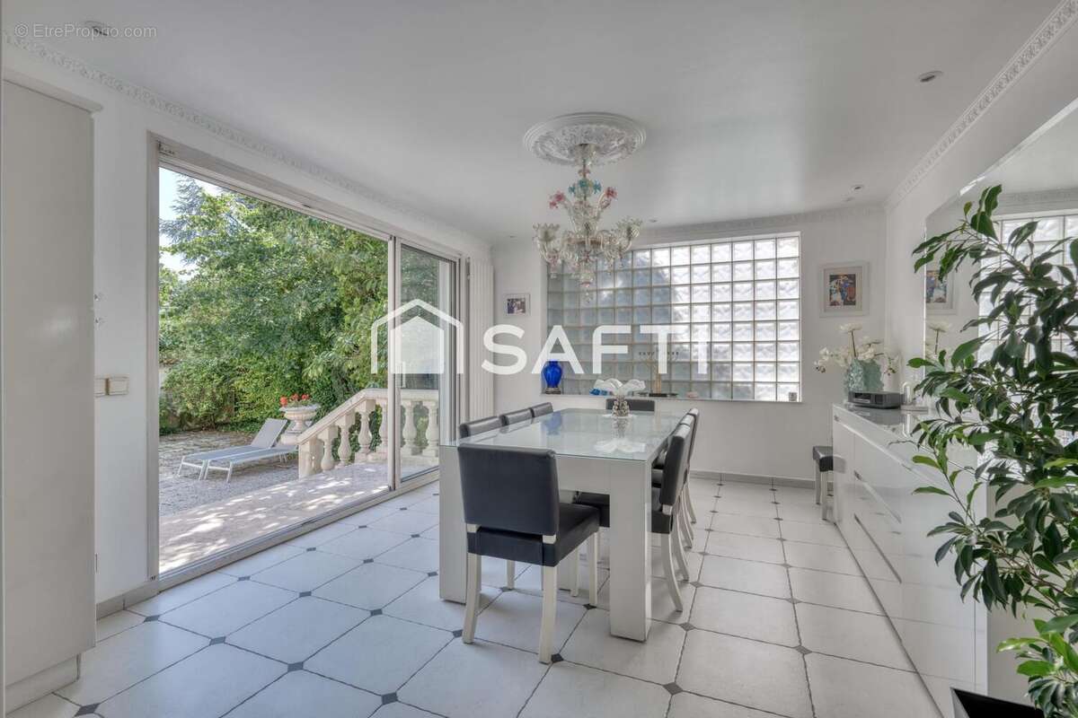 Photo 9 - Maison à LE PERREUX-SUR-MARNE