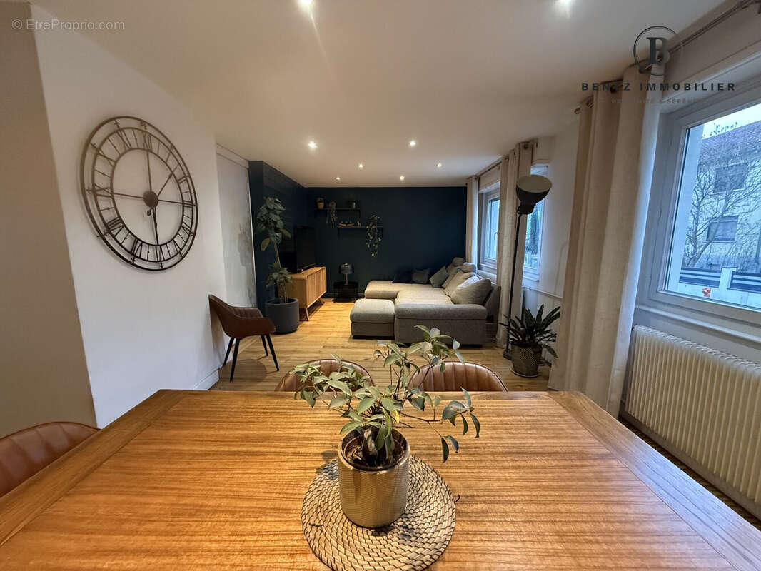 Séjour Pièce 1 - Maison à HOENHEIM