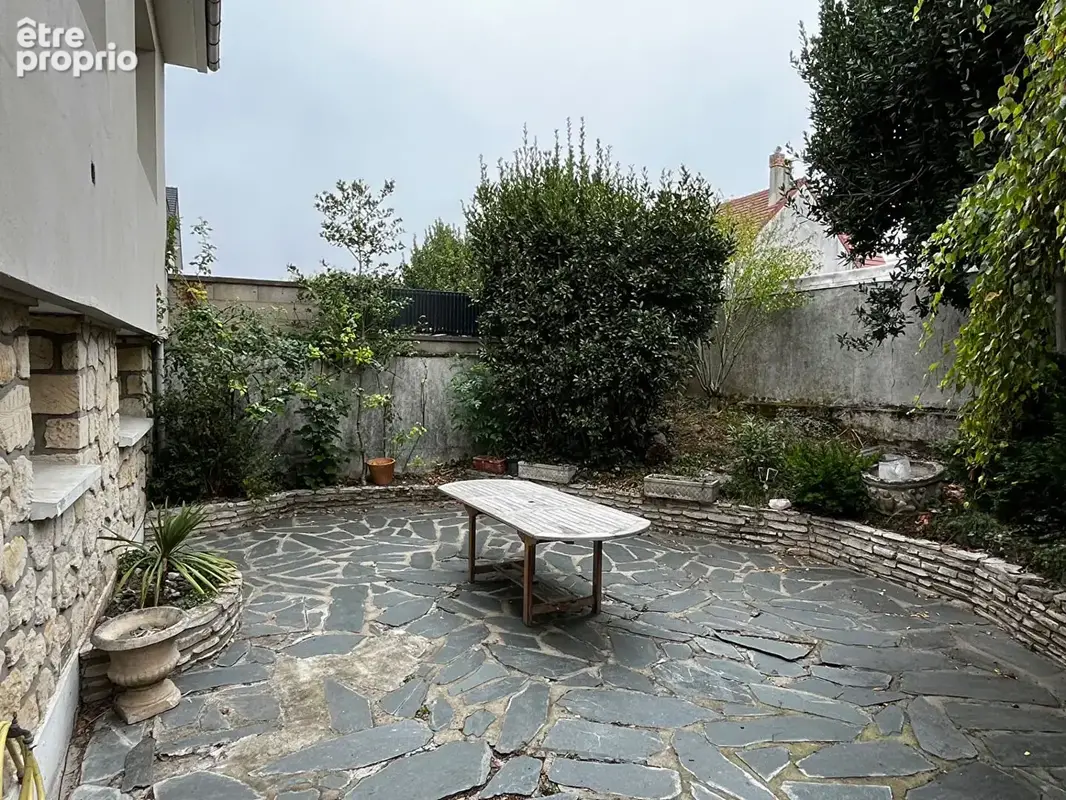 Ormesson-sur-marne, maison familiale 6 chambres, terrasse, garage - photo 17