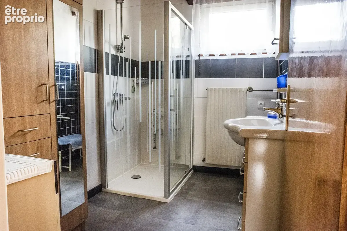 Maison familiale de 149,28 m2 sur 23,56 ares avec fort potentiel - photo 6