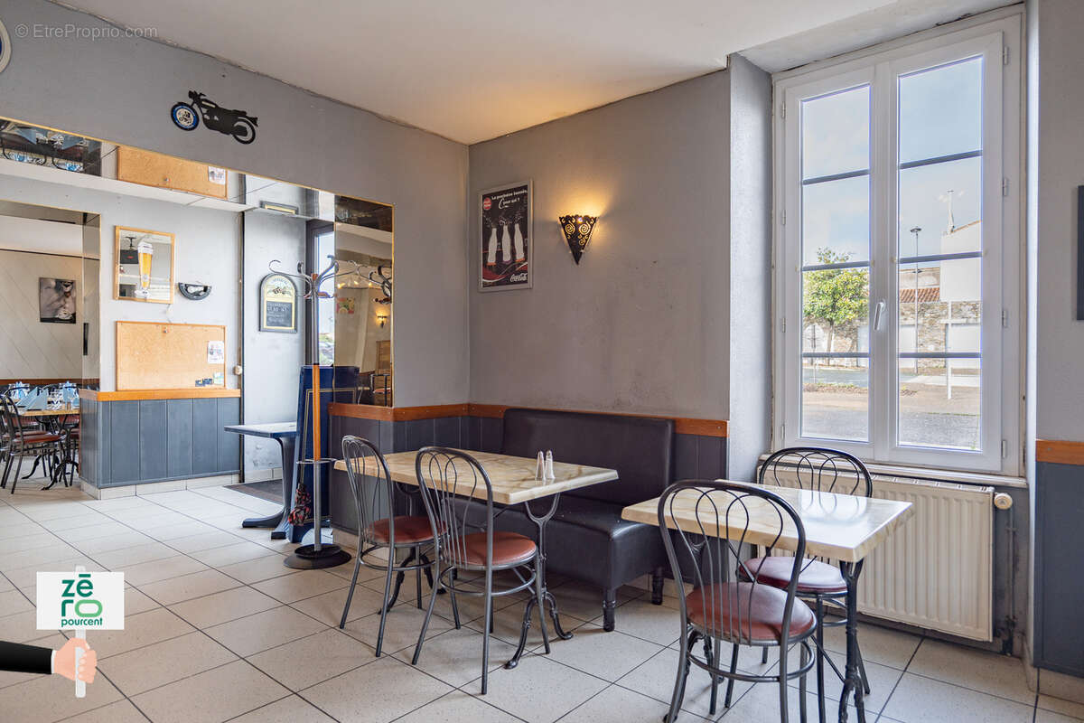 Commerce à SAINT-FULGENT