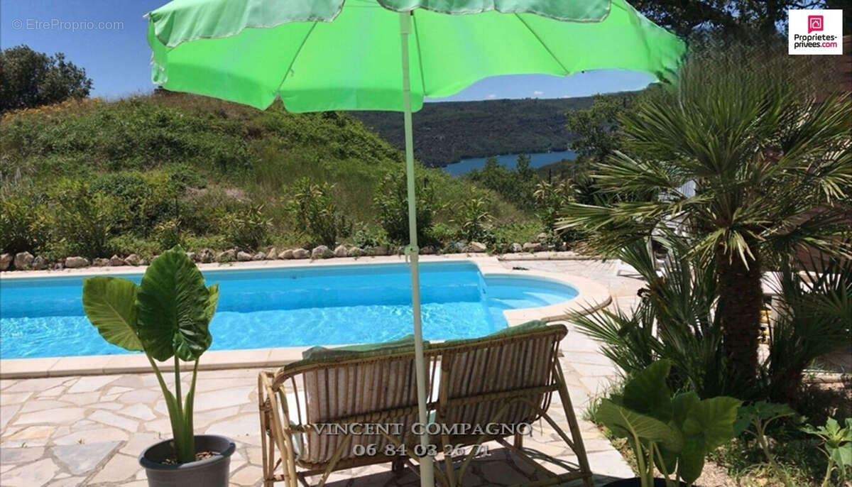 Maison à ESPARRON-DE-VERDON