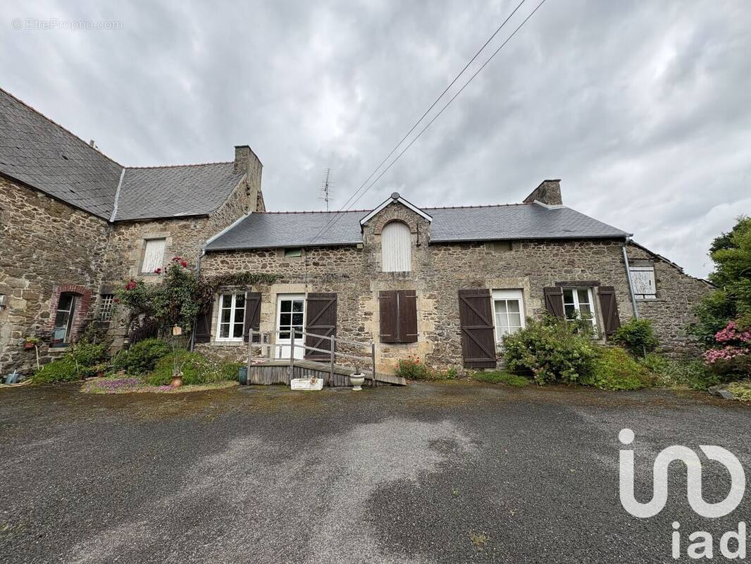 Photo 1 - Maison à SAINT-LORMEL