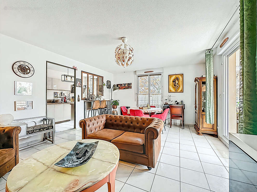 Appartement à MARSEILLE-13E