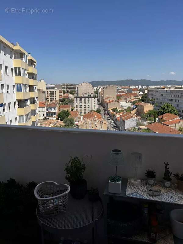 Appartement à MARSEILLE-1E