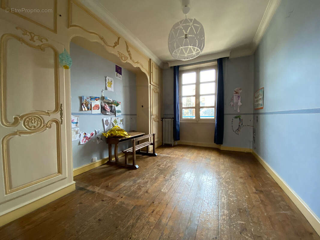 ARGENTAN Maison de ville à vendre avec commerce - photo 8