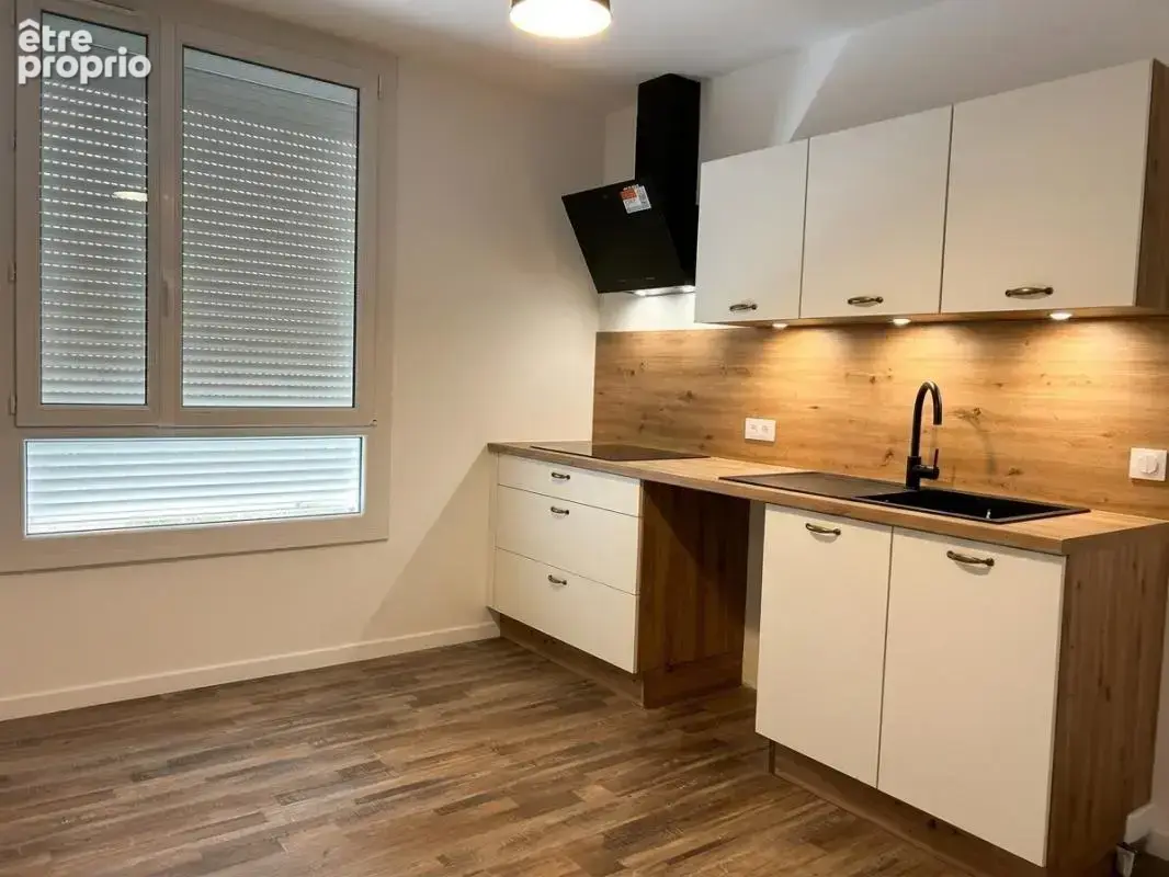 EXCLUSIVITÉ ,T2 spacieux entièrement rénové de 65,26 m² avec parking privatif - photo 2
