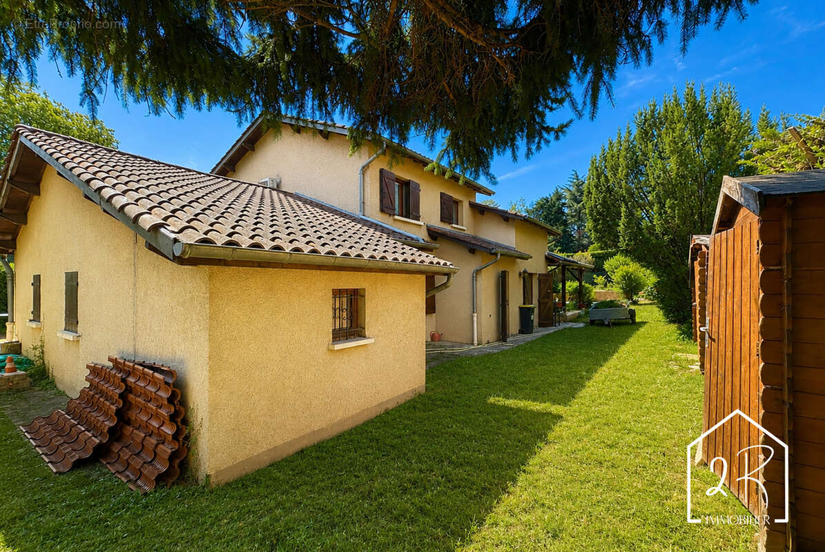 Villa de 160 m2 habitables sur un terrain de 1090 m2 - photo 4
