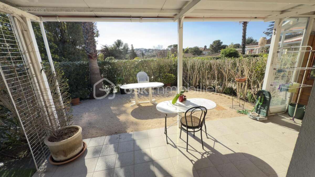 Appartement à SAINT-RAPHAEL