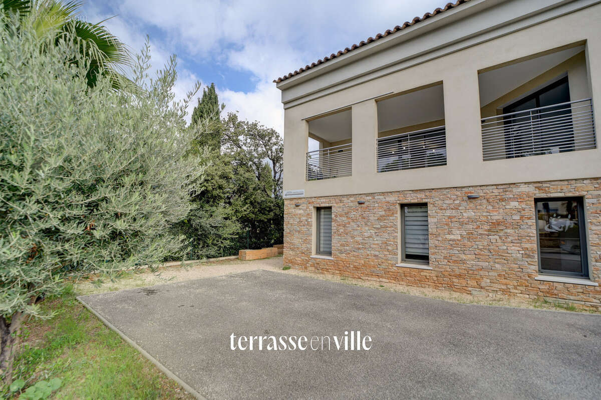 Appartement à SANARY-SUR-MER
