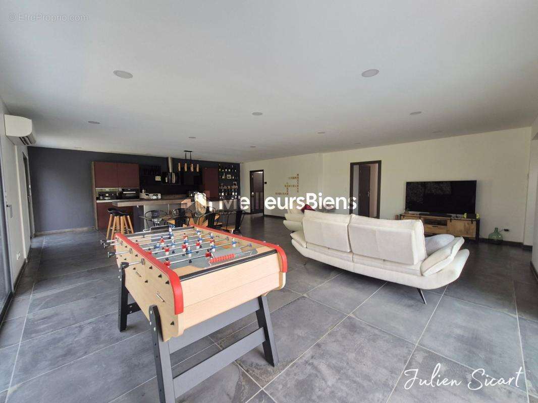 Villa contemporaine plain pied de 172m² - photo 6