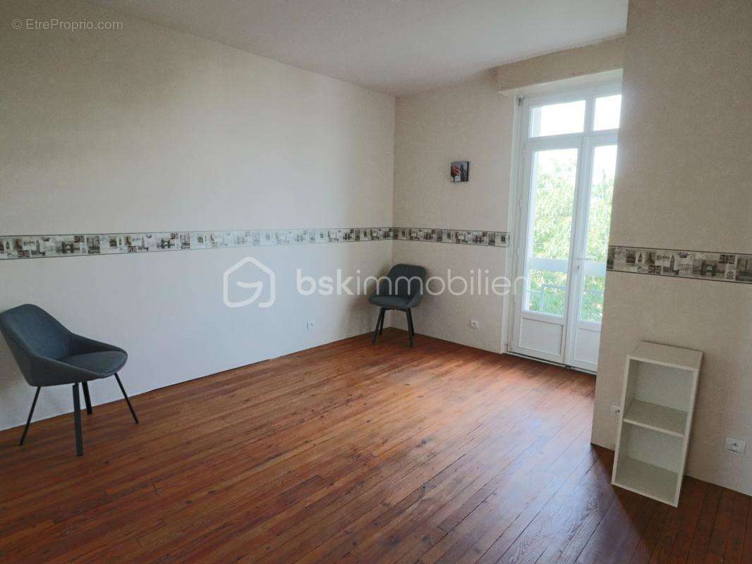 Saint-Nazaire- Appartement T4 quartier Gare - photo 3