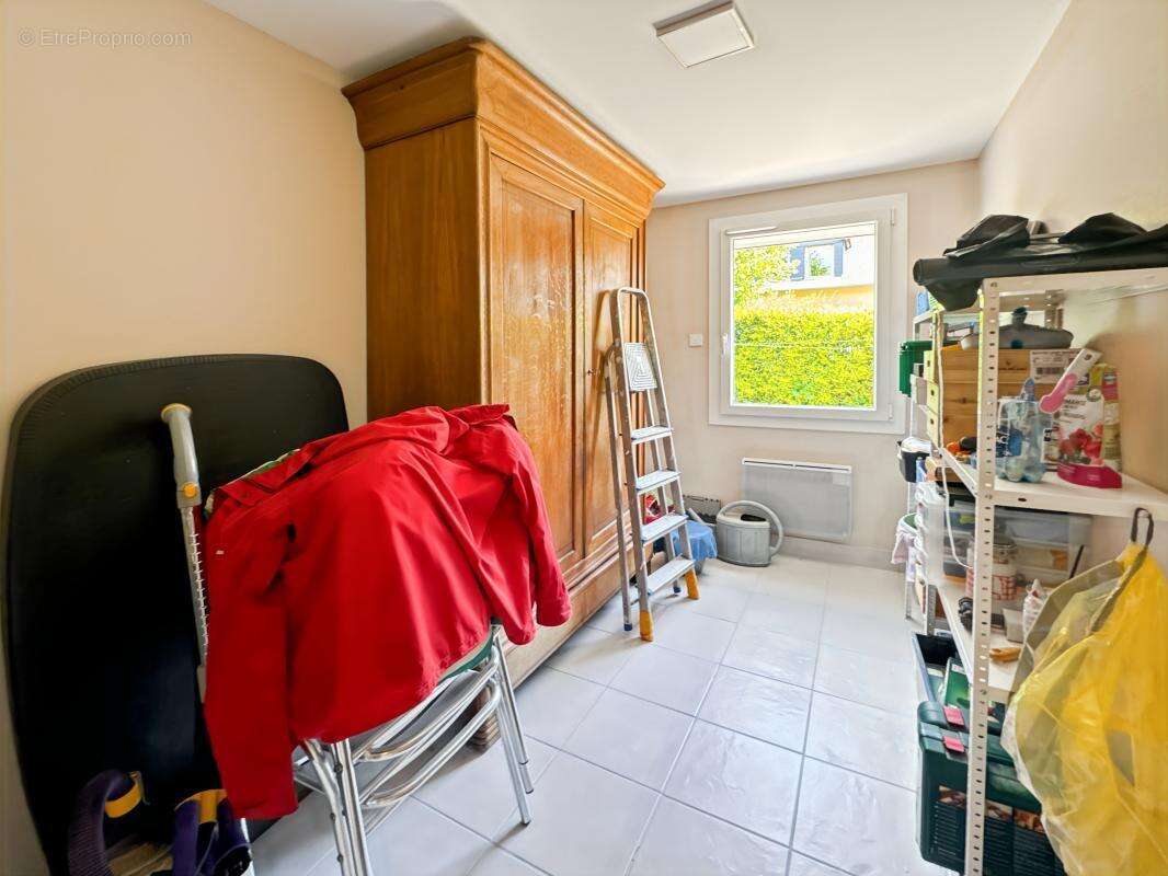 Maison à EQUEMAUVILLE