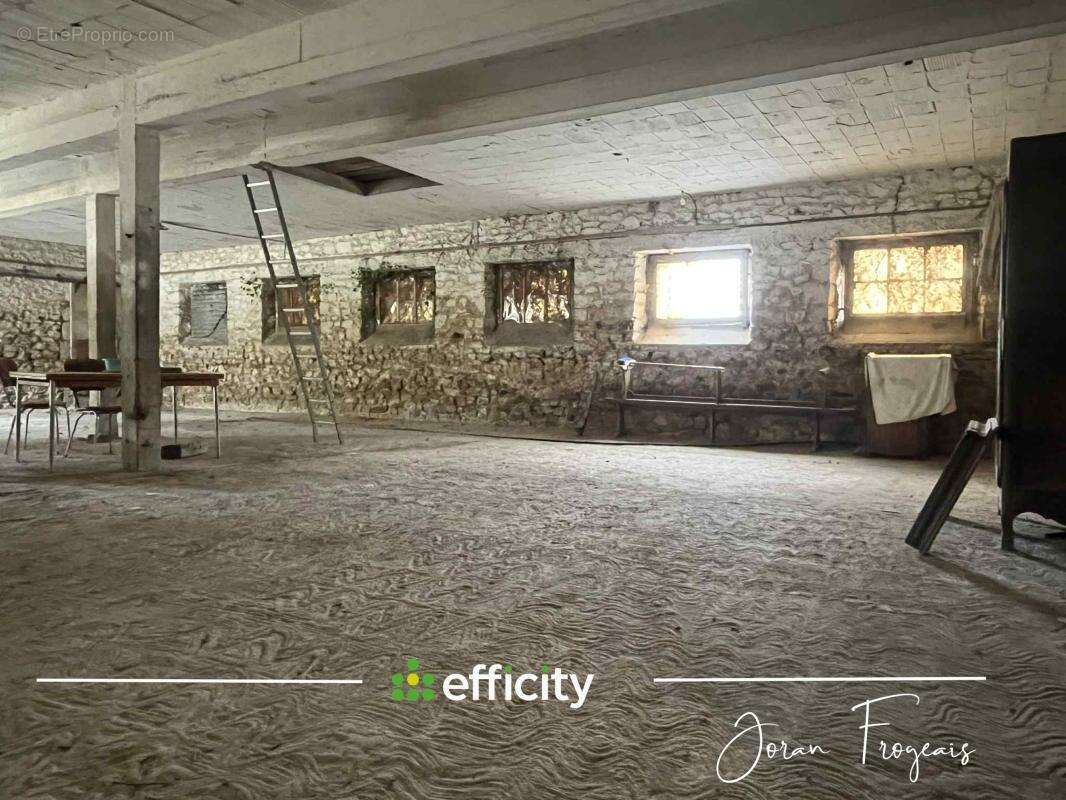 Maison à PLEINE-FOUGERES