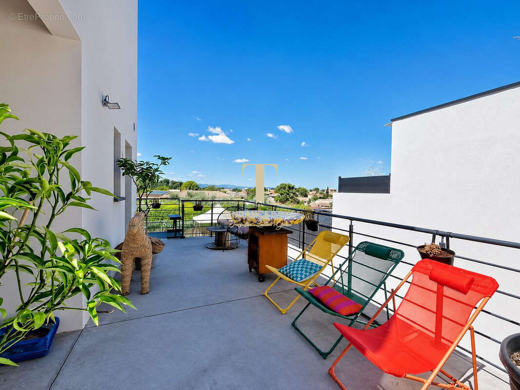 Maison 152 m² à Moussan  - photo 4