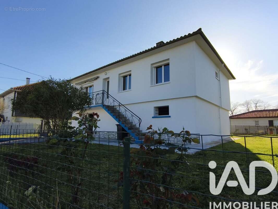 Photo 2 - Maison à BIAS