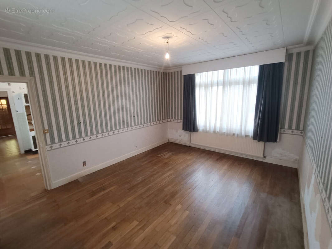 Maison de maître, plain-pied, 5 chambres - photo 12