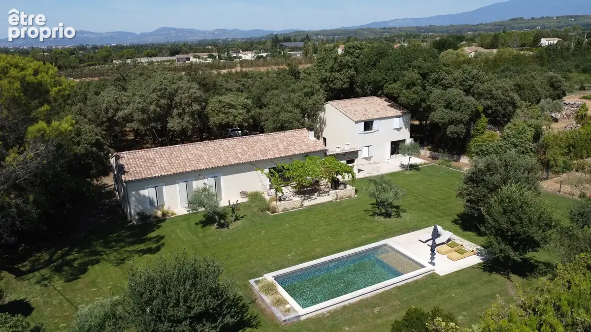 Maison avec piscine, dépendance et grand terrain dans un environnement très calme - photo 3