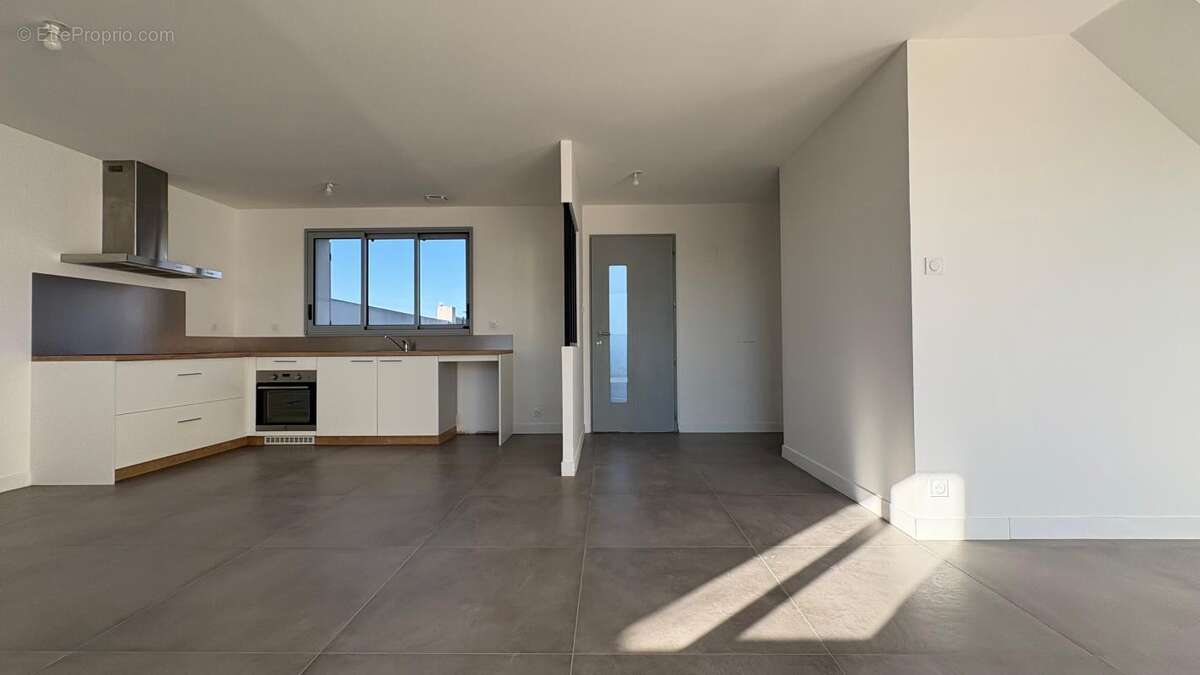 Maison à SAINT-XANDRE