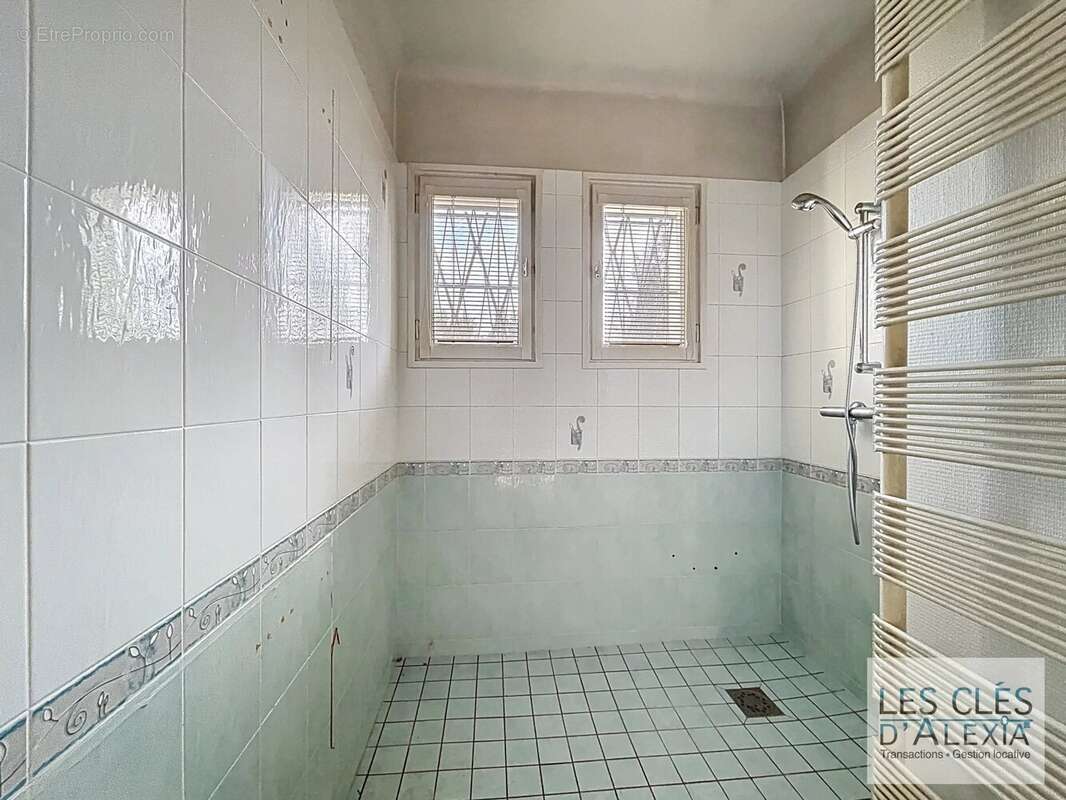 Maison à CHASSE-SUR-RHONE