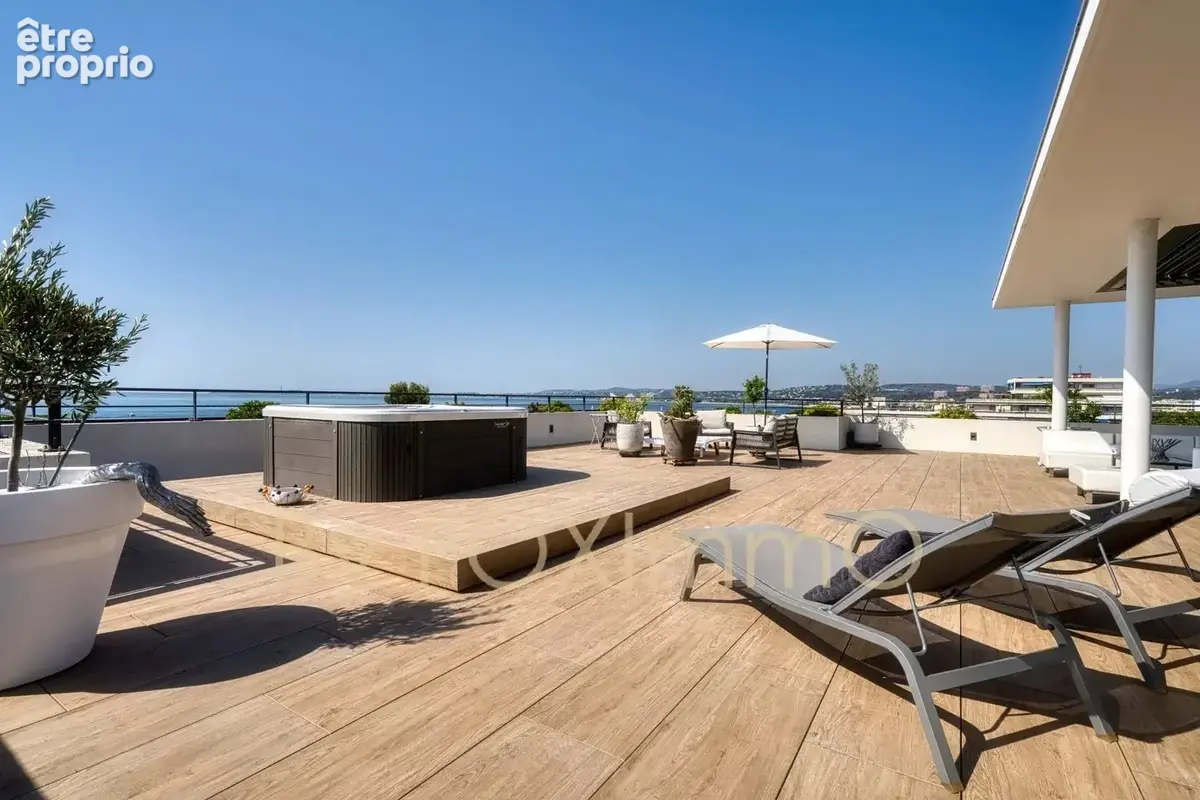 Penthouse d'exception dernier étage vue mer à Cagnes-sur-Mer - photo 8