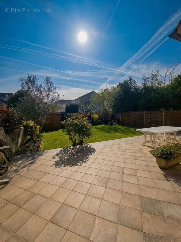 Maison à VILLEMOMBLE