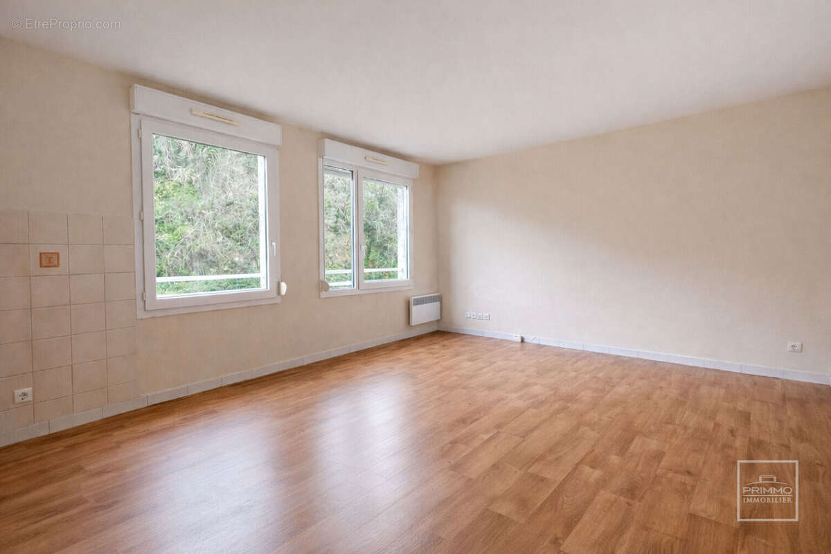 Appartement à LYON-9E