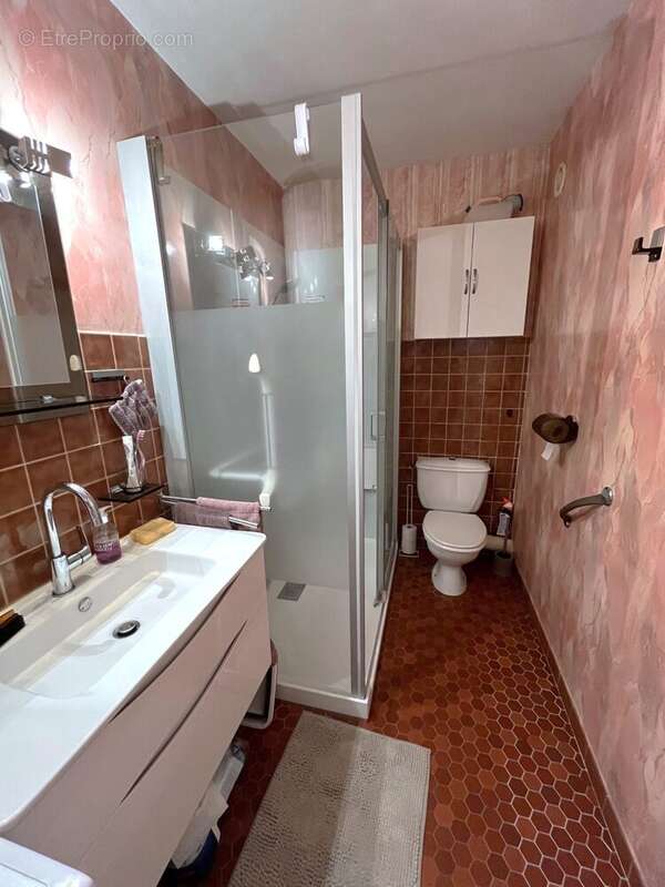 Appartement à LA CROIX-VALMER